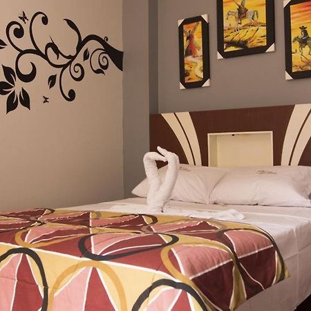 Hostal Las Fresas Lima Airport Callao Esterno foto