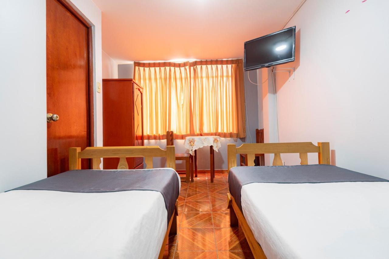Hostal Las Fresas Lima Airport Callao Esterno foto