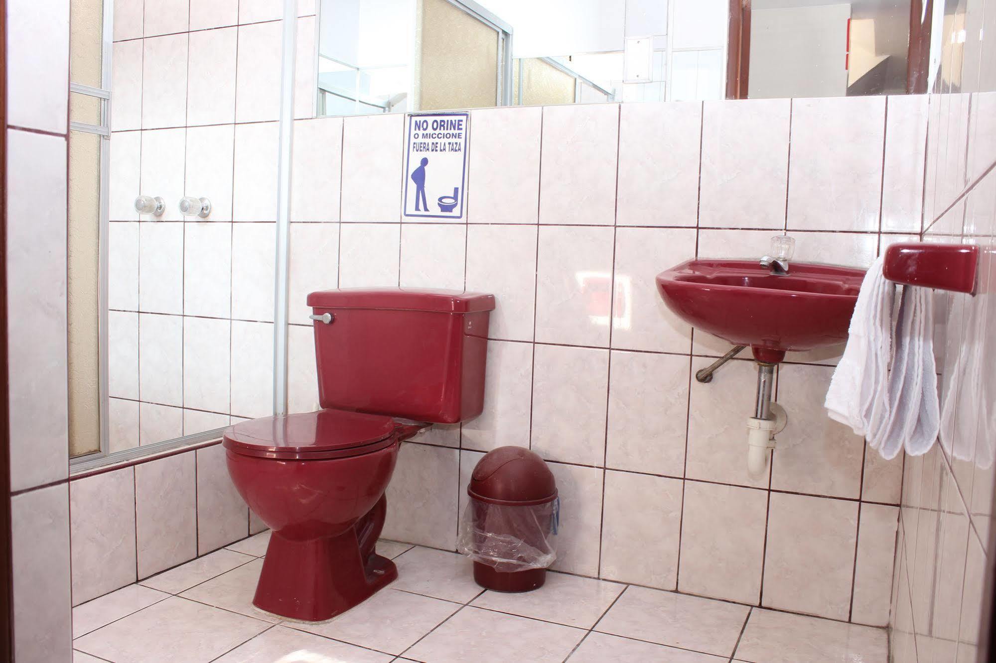 Hostal Las Fresas Lima Airport Callao Esterno foto