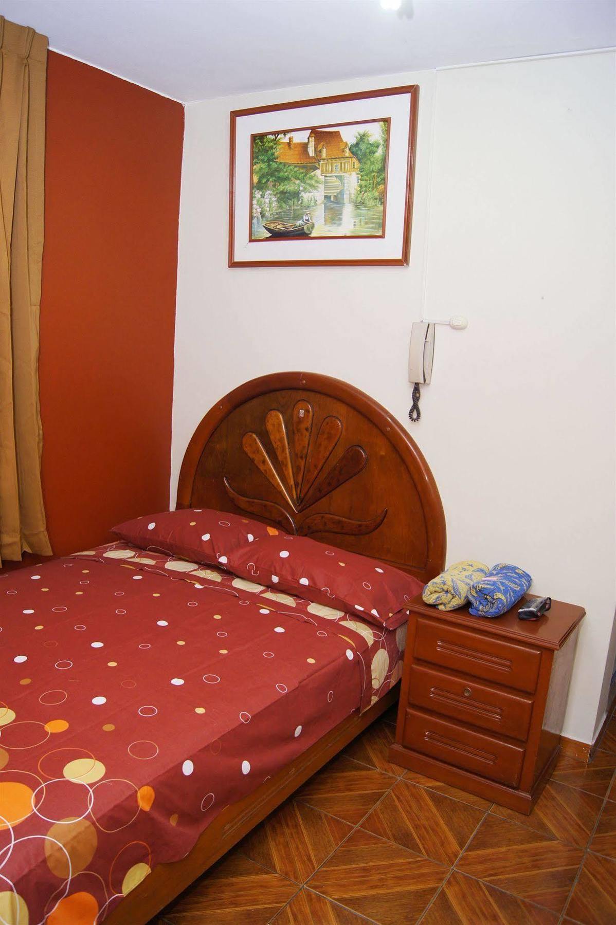 Hostal Las Fresas Lima Airport Callao Esterno foto
